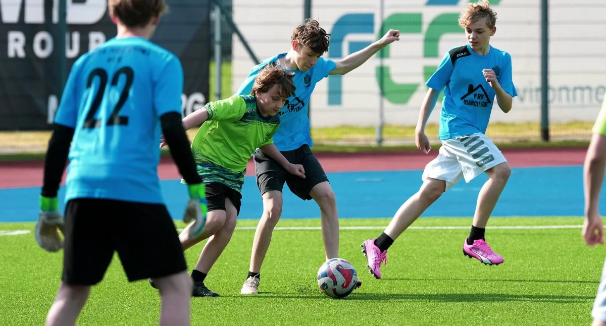  Młodzi piłkarze rywalizowali na Stadionie Miejskim. SP nr 11 najlepsza w Nowym Targu
