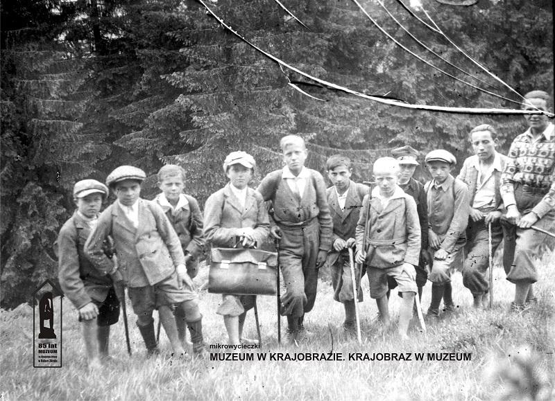 Prosto na Krzywoń. Spacer z cyklu „Śladami pierwszych znakarzy”