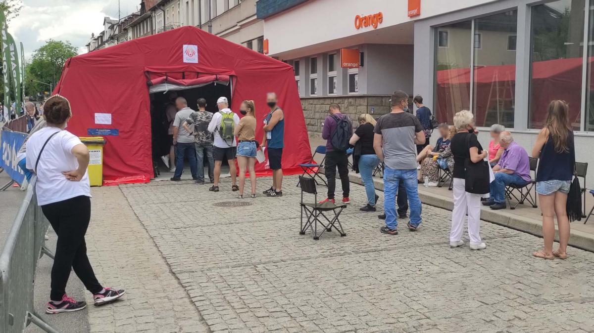 1298 osób zaszczepionych w plenerze w Zakopanem i Szczawnicy