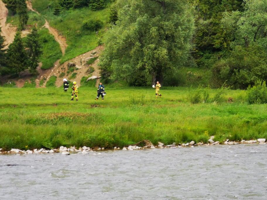 Poszukiwania nad Dunajcem w rejonie Nowego Targu i Waksmundu