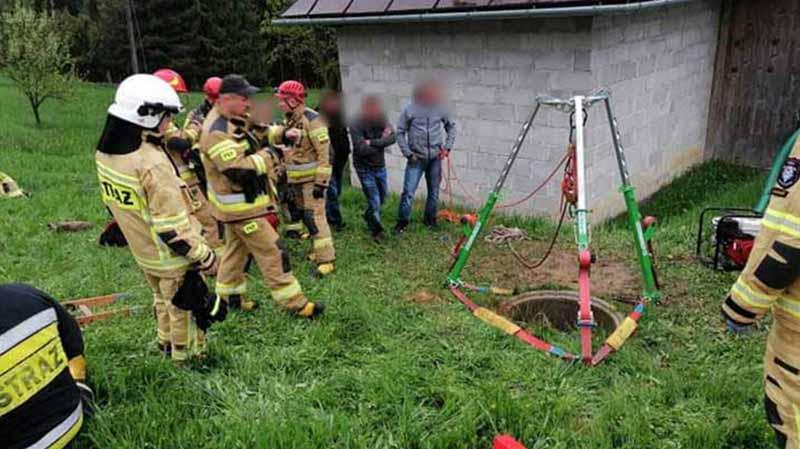 Zwłoki mężczyzny w przydomowej studni