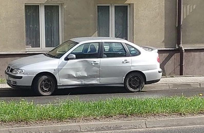 Zderzenie ciężarówki z samochodem osobowym (zdjęcia)