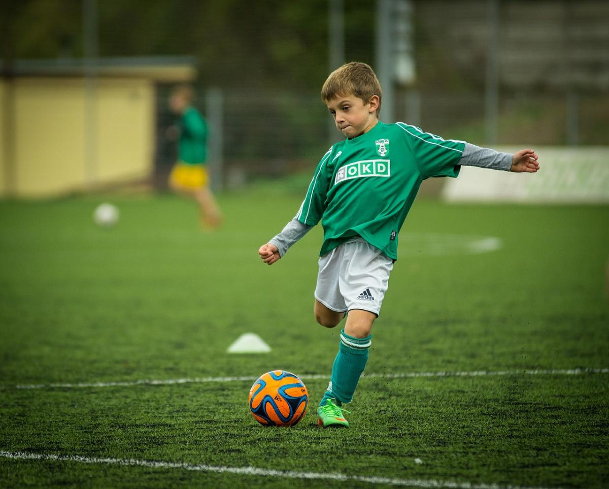 Hala sportowa w Katowicach, czyli sposób na uprawianie piłki nożnej w zimie