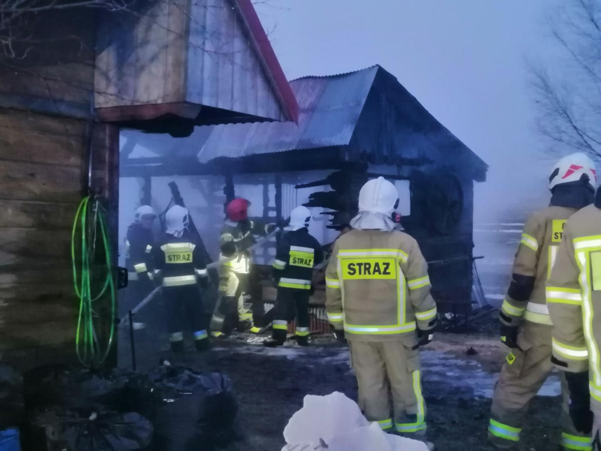 Pożar w stadninie koni (zdjęcia)