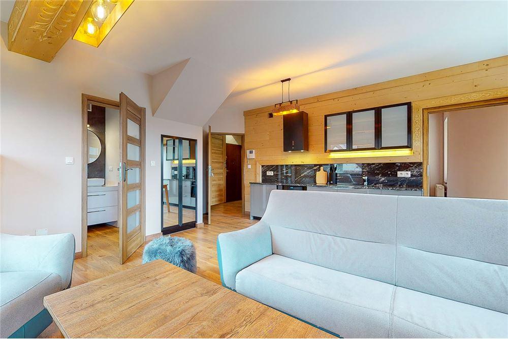 Do sprzedania dwupoziomowy apartament w centrum Zakopanego