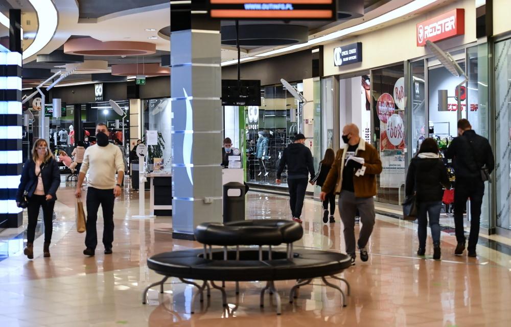 Od soboty sklepy w galeriach i parkach handlowych otwarte dla kupujących