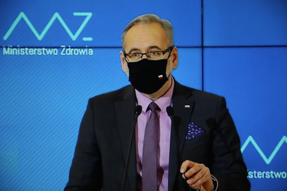 Minister zdrowia podał ile osób może usiąść przy świątecznym stole