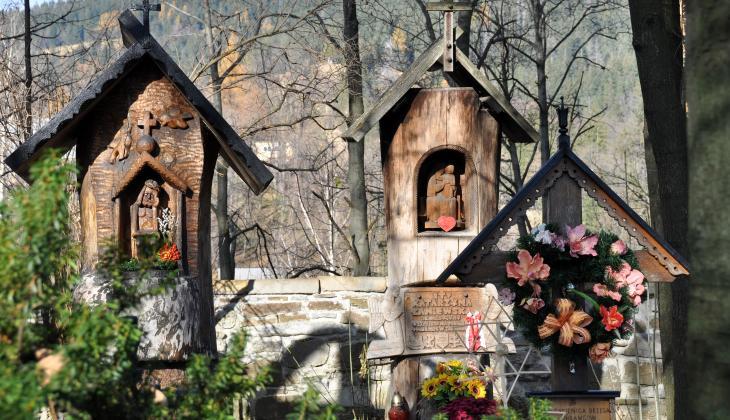 Zakopane: „Ograniczmy wizyty na cmentarzach”