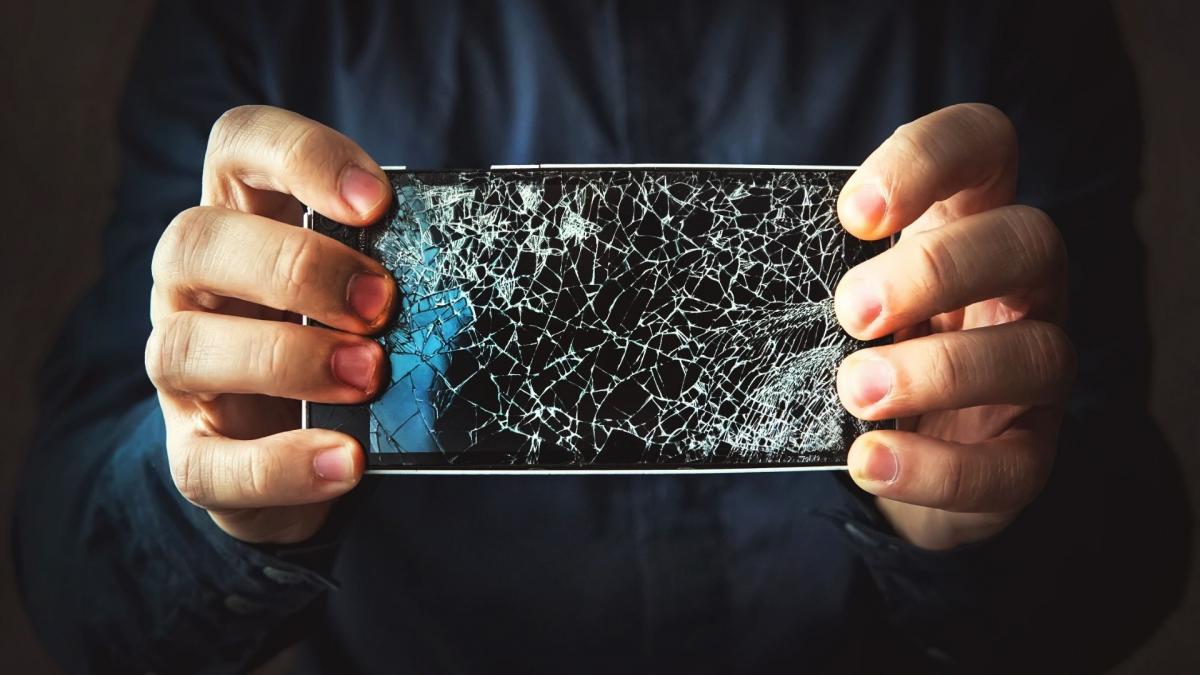 Zadbaj o bezpieczeństwo swojego telefonu - szkło ochronne to podstawa