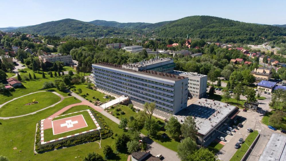 Szpital w Suchej Beskidzkiej szuka wolontariuszy - trudna sytuacja w powiecie suskim
