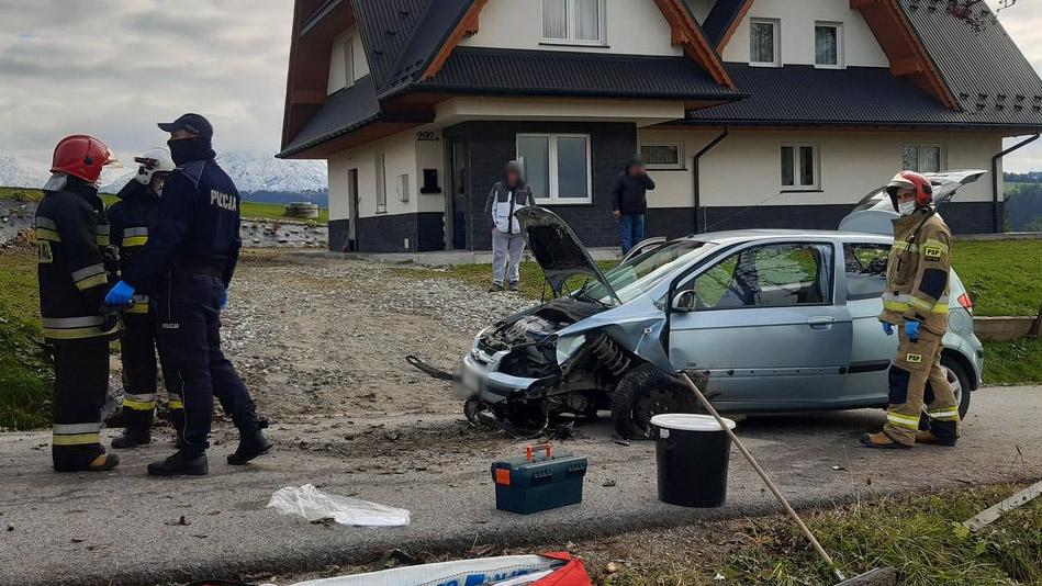 Uderzyła w przepust - trafiła do szpitala (zdjęcia)