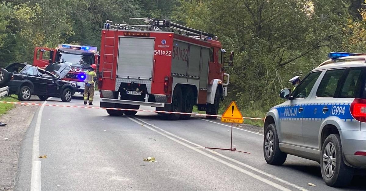 Dachowanie samochodu na Groniku w Kościelisku