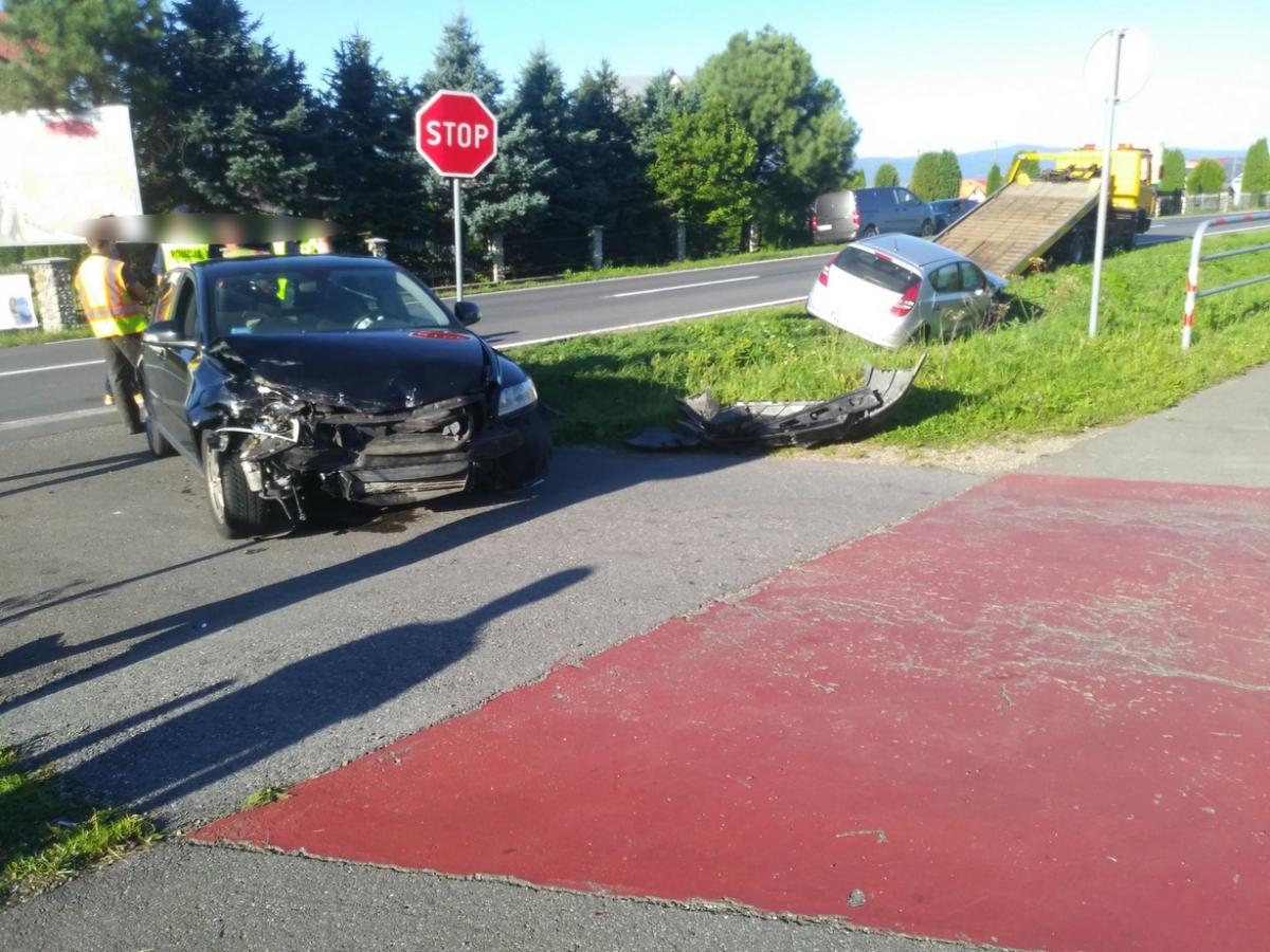 Zderzenie samochodów osobowych w Starem Bystrem