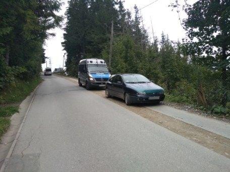Policjanci uratowali życie mężczyzny, który utracił świadomość podczas jazdy