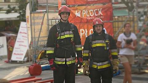 Strażacy z Jabłonki i Kościeliska wzięli udział w widowiskowych zmaganiach Toughest Firefighter Challenge w Płocku (zdjęcia)