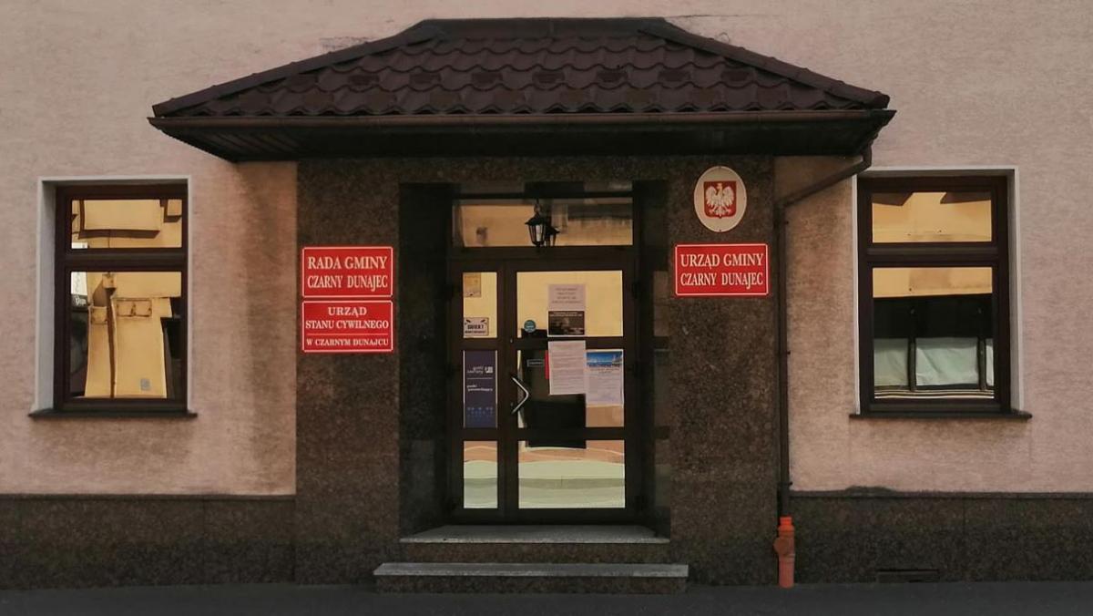 Bezpiecznie w Urzędzie Gminy w Czarnym Dunajcu - pracownica nie ma koronawirusa