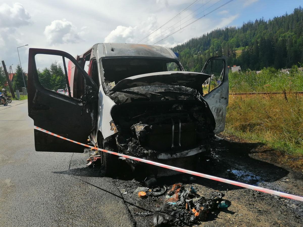 Pożar kolejnego samochodu na Podhalu (zdjęcia)