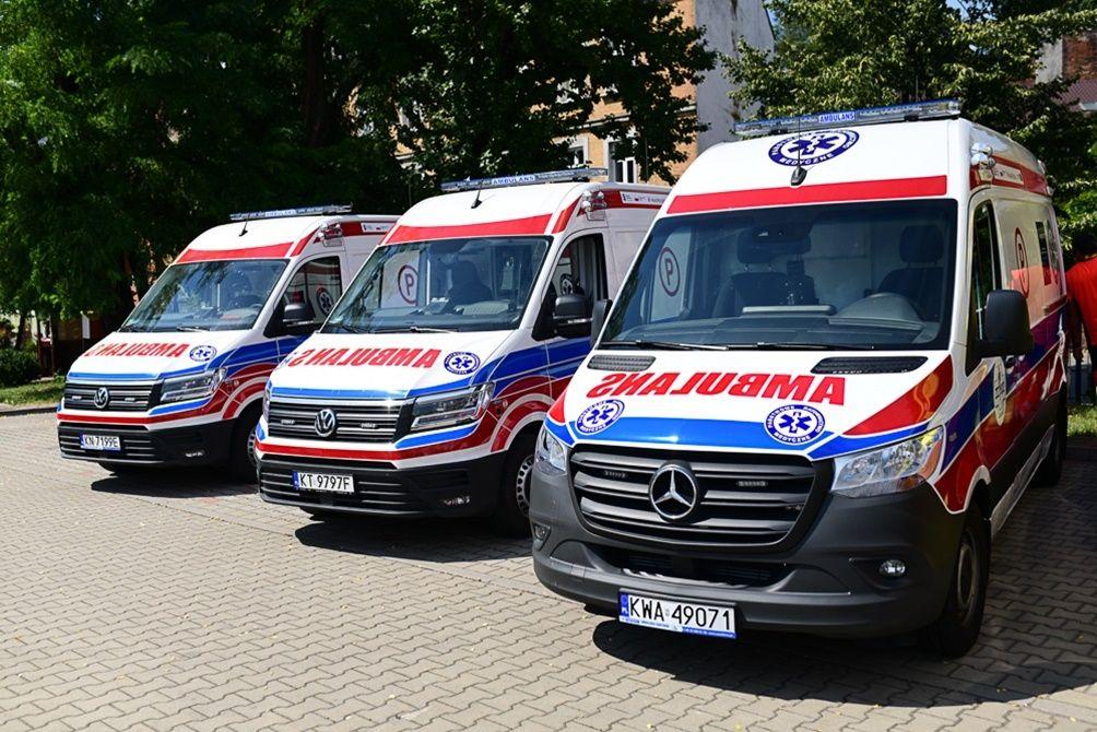 Nowe karetki trafiły do podhalańskich  szpitali