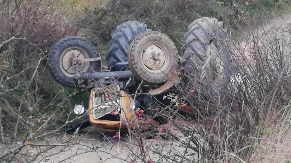 Kolejna śmierć pod traktorem podczas prac polowych