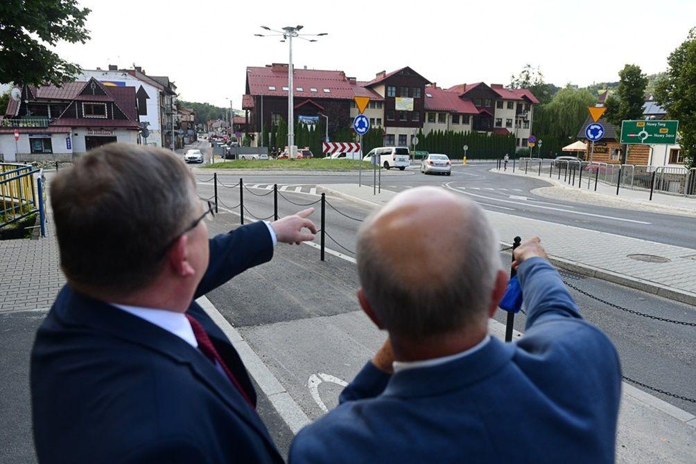 W Krościenku nad Dunajcem powstało rondo turbinowe (zdjęcia)
