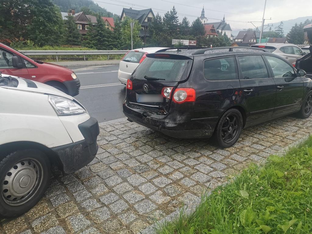 Najechanie na tył samochodu w Poroninie (zdjęcia)