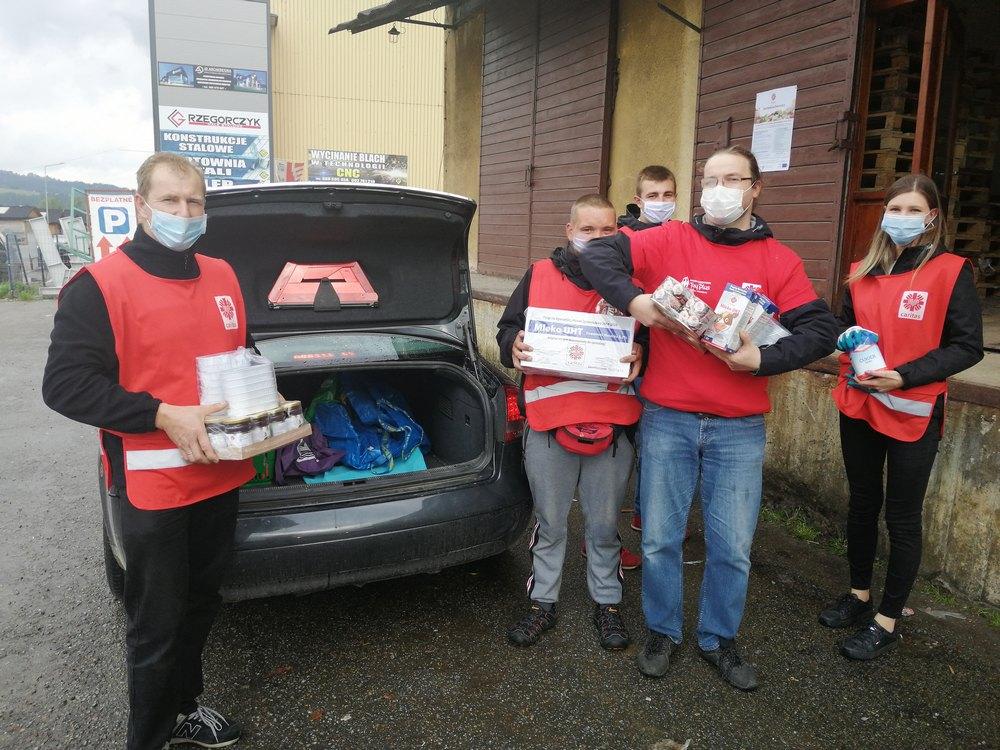Pomaganie w dobie koronawirusa - Związek Dużych Rodzin Trzy Plus