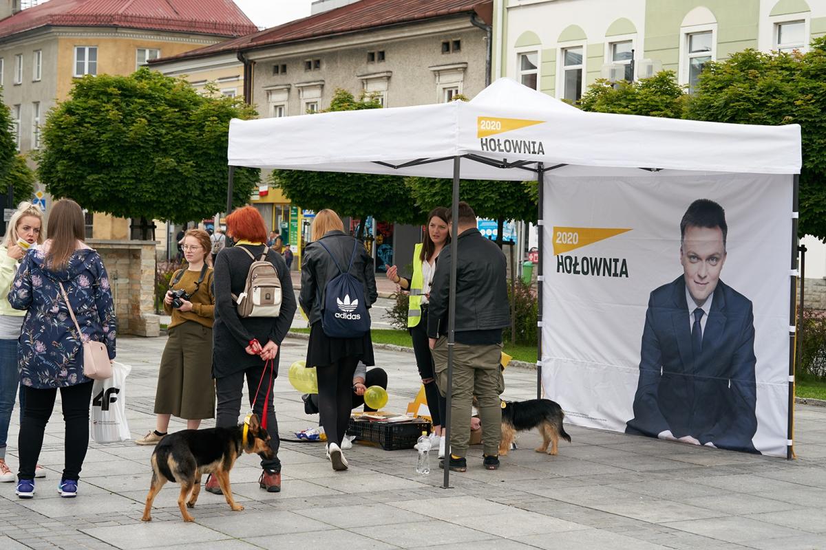 Wspierają Szymona Hołownię (zdjęcia)