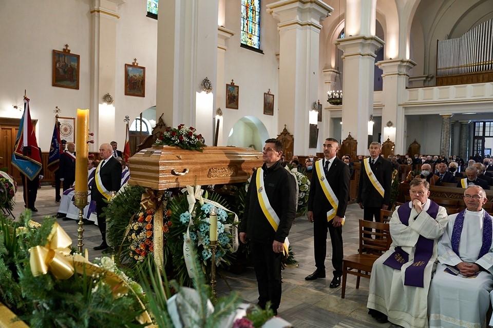 Ostatnia droga byłego burmistrza Nowego Targu Marka Fryźlewicza (zdjęcia)