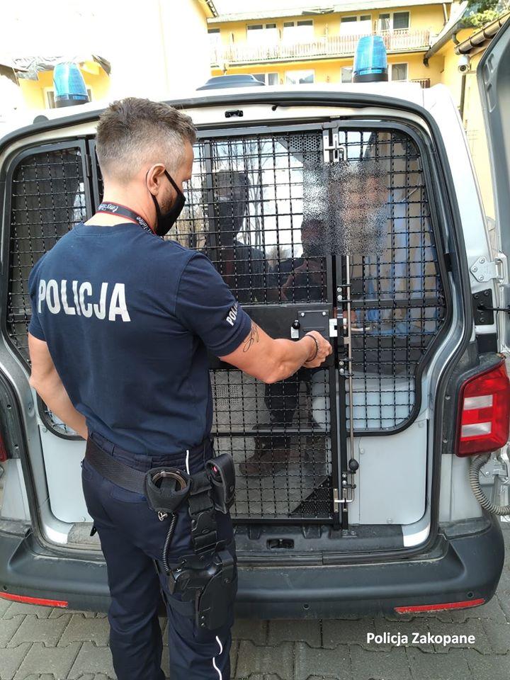 Trzech poszukiwanych w rękach tatrzańskich policjantów