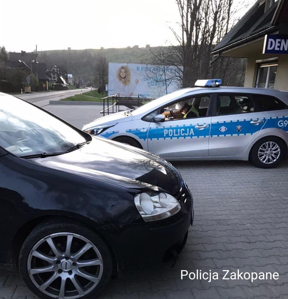 118 km/h przez wieś - kolejny 19-latek traci prawo jazdy