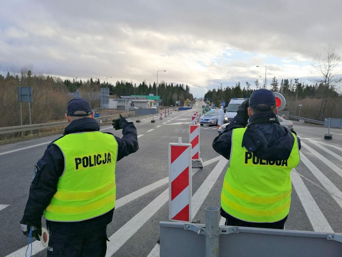 Polska zamyka granicę - szereg trudnych decyzji, aby uniknąć trudniejszych czasów