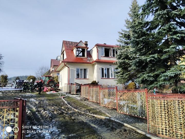 Pożar budynku mieszkalnego w Podwilku (zdjęcia)