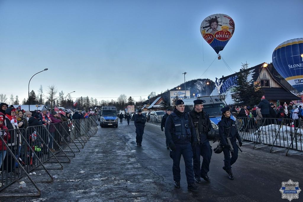 Policja podsumowuje zabezpieczenie Pucharu Świata w Zakopanem (zdjęcia)