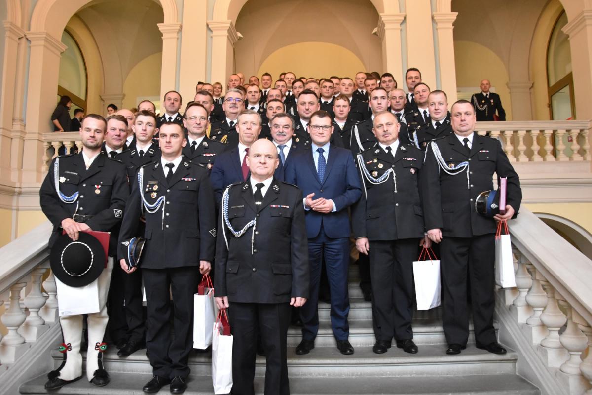 Strażacy ochotnicy uhonorowani za sierpniową akcję w Tatrach (zdjęcia)