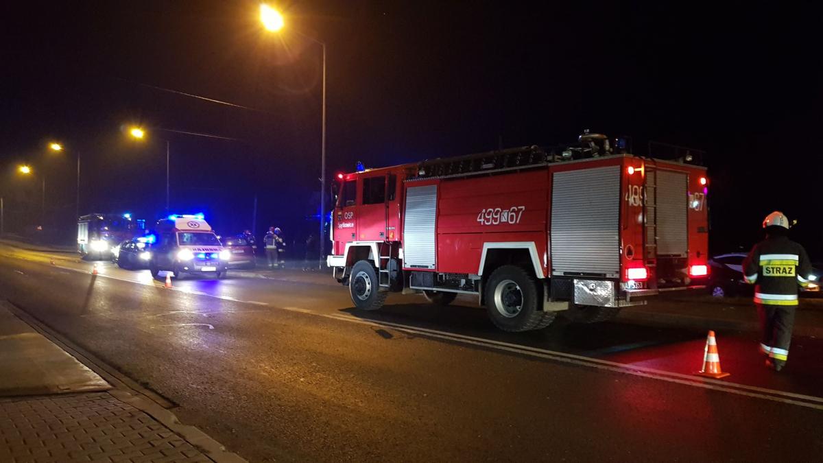 Zderzenie 3 samochodów w Spytkowicach (zdjęcia)