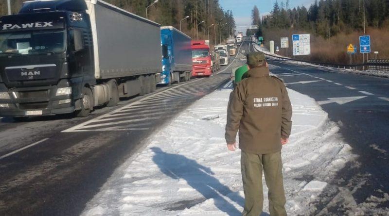 Protest słowackich kierowców może zostać wznowiony w niedzielę w nocy - zablokowane może być przejście graniczne w Chyżnem