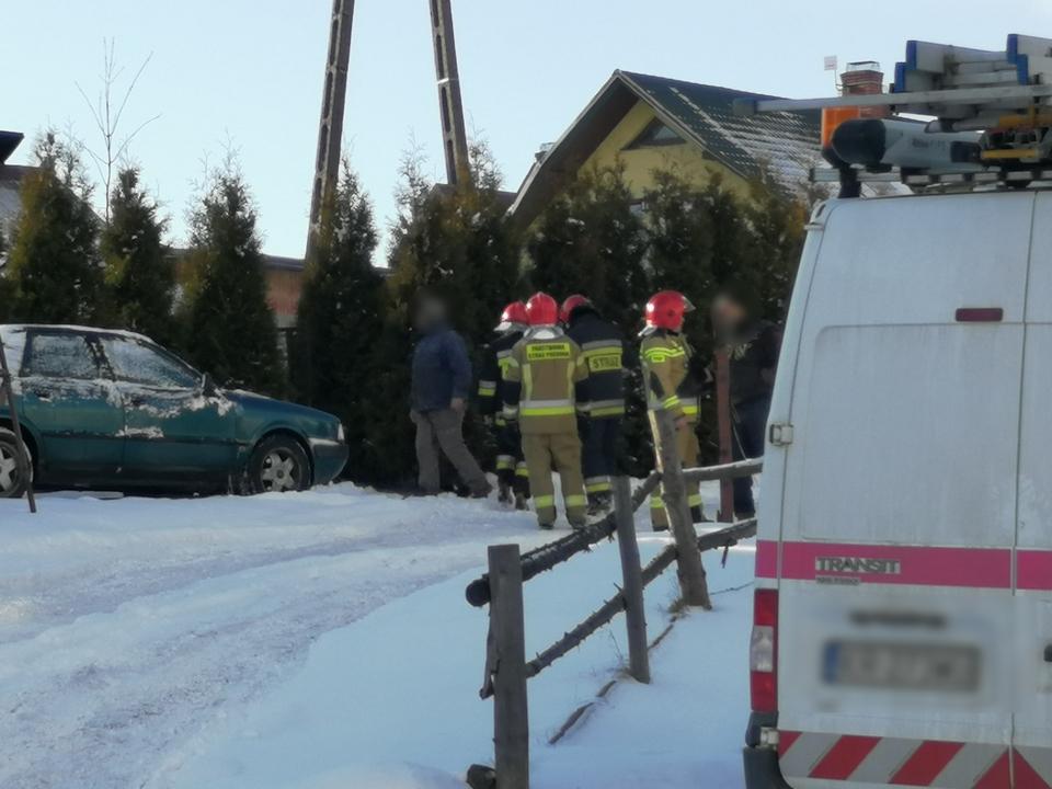Pożar skrzynki elektrycznej na Niwie (zdjęcia)