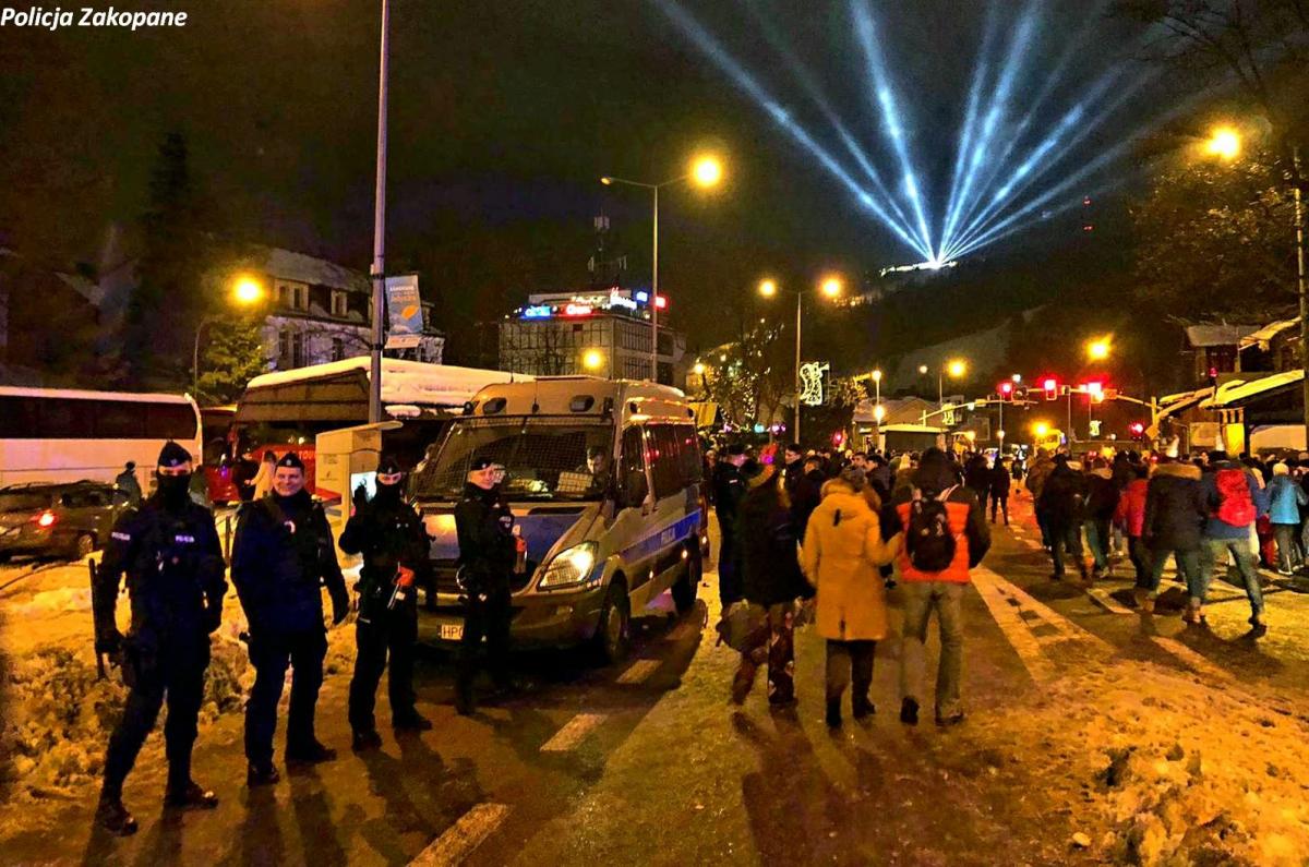 Spokojny Sylwester w Zakopanem - policja podsumowuje swoje działania
