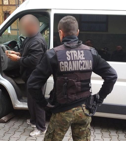 Zdradził go… papieros