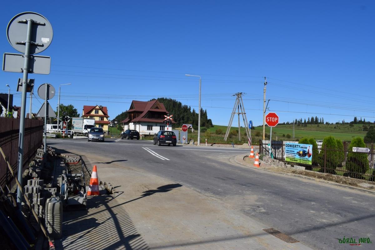 Rozpoczęły się prace nad budową sygnalizacji świetlnej na „Zakopiance” w Szaflarach (zdjęcia)