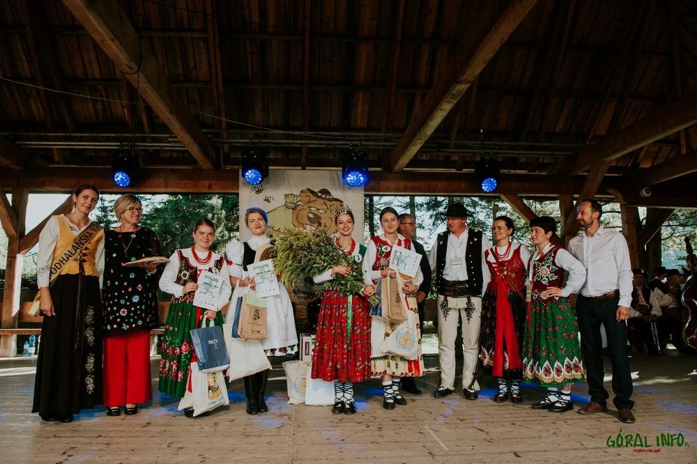 Klaudia Białoń z Poronina Królową Miodu - XVIII Dzień Misia, Miodu i Bartników (zdjęcia)
