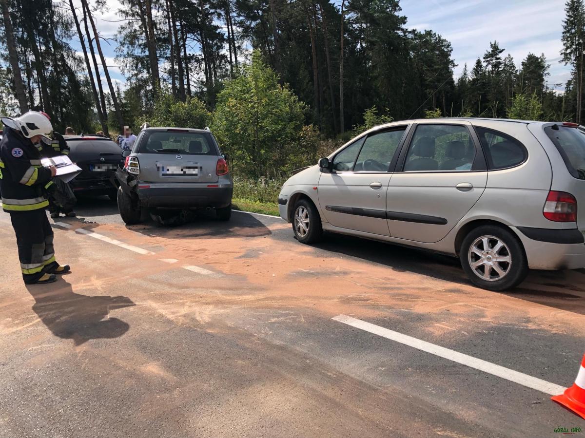 Kolizja trzech samochodów w Baligówce - zdjecia