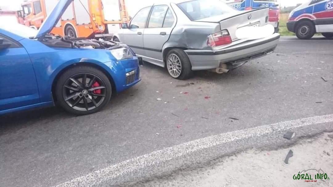 Zderzenie 3 samochodów w Gronkowie (zdjęcia)