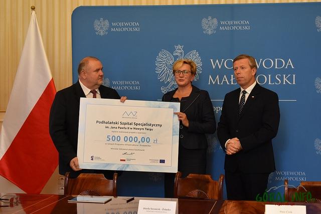 Nowy sprzęt medyczny w Podhalańskim Szpitalu Specjalistycznym im. Jana Pawła II w Nowym Targu