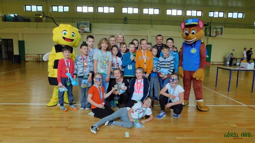 Najlepszy w powiecie, a może i na świecie – Dzień Dziecka w SP2 im. Jana Pawła II w Krościenku n.D. (zdjęcia)