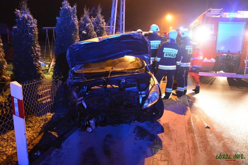 Podczerwone. Piracka jazda zakończona na płocie - kierowca zbiegł (zdjęcia)
