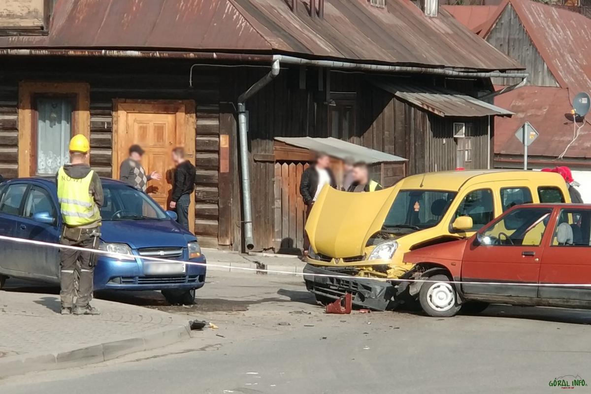 Zakopane. Wypadek 3 samochodów na Szymonach (zdjęcia)