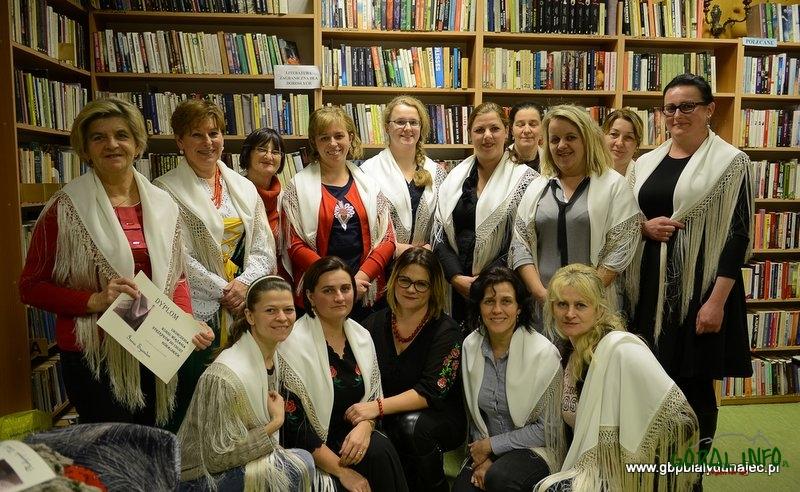 „Wyzdajoj sie, zjedz zdrowo a potem se zatońc – a dzieckiem ftosi ci sie zajmie – regionalne warsztaty dla dorosłych”
