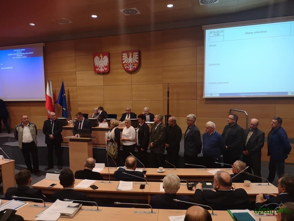 Delegacja sołtysów z protestem na Sejmiku Województwa Małopolskiego