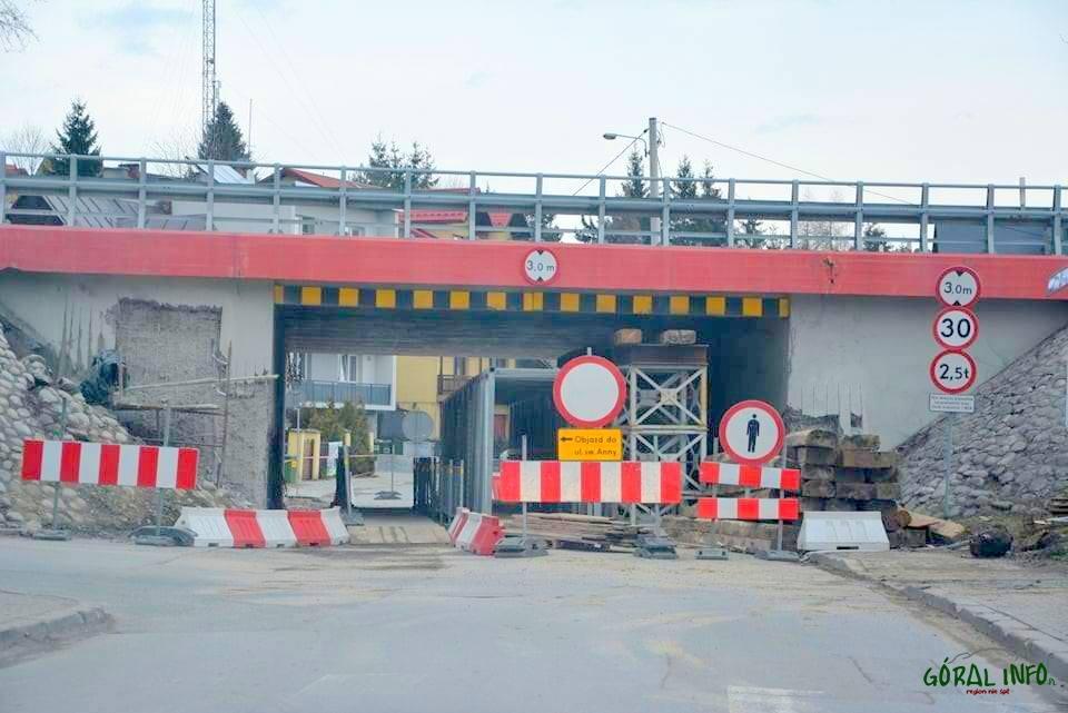 Utrudnienia na zakopiance - w poniedziałek rozpocznie się przebudowa wiaduktu